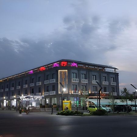 Chlnor Hotel Andijan Esterno foto