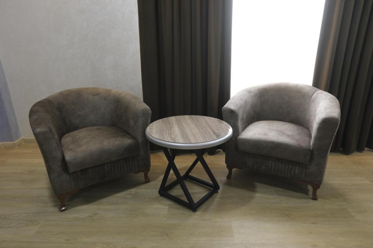 Chlnor Hotel Andijan Esterno foto