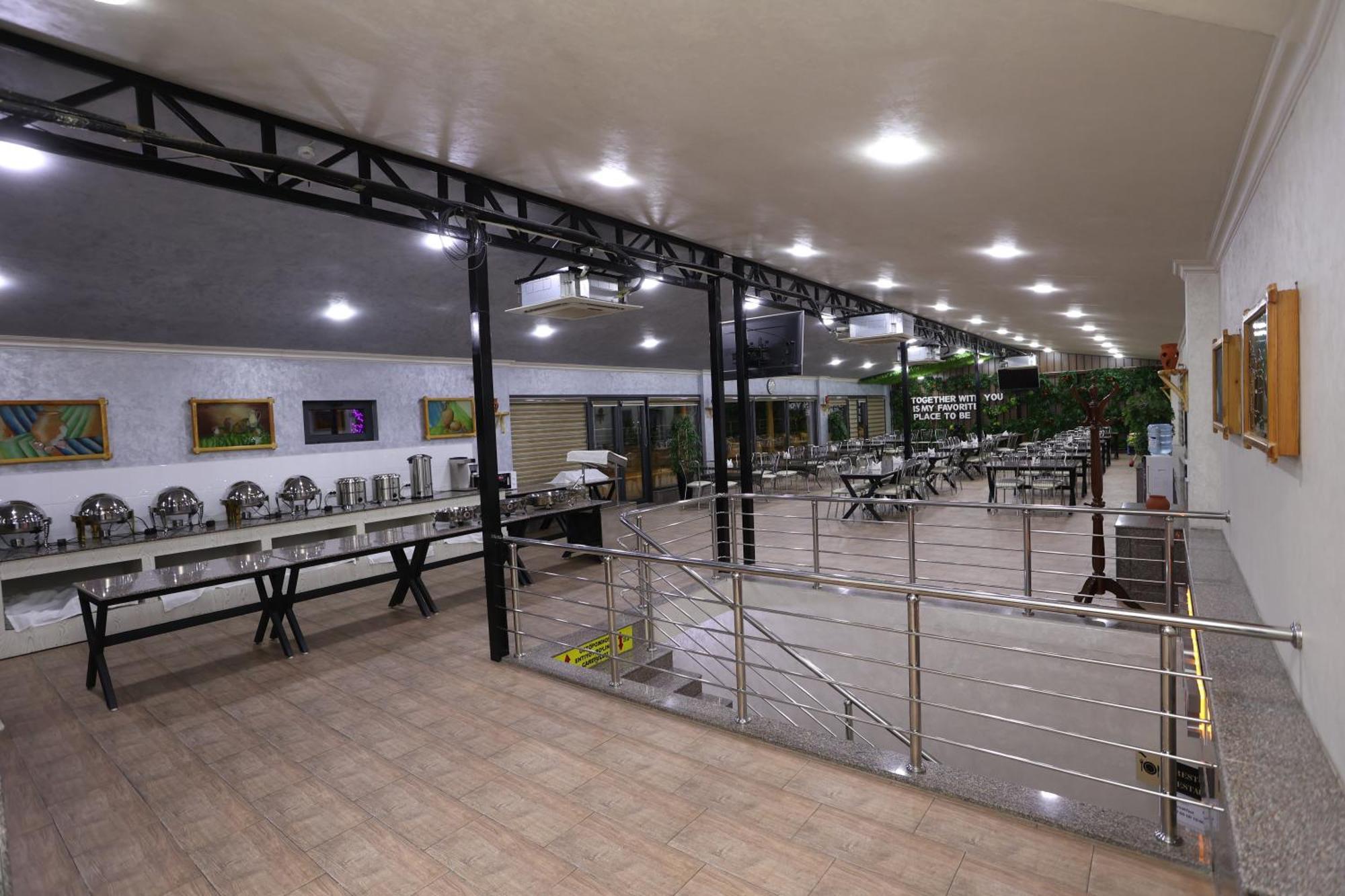 Chlnor Hotel Andijan Esterno foto