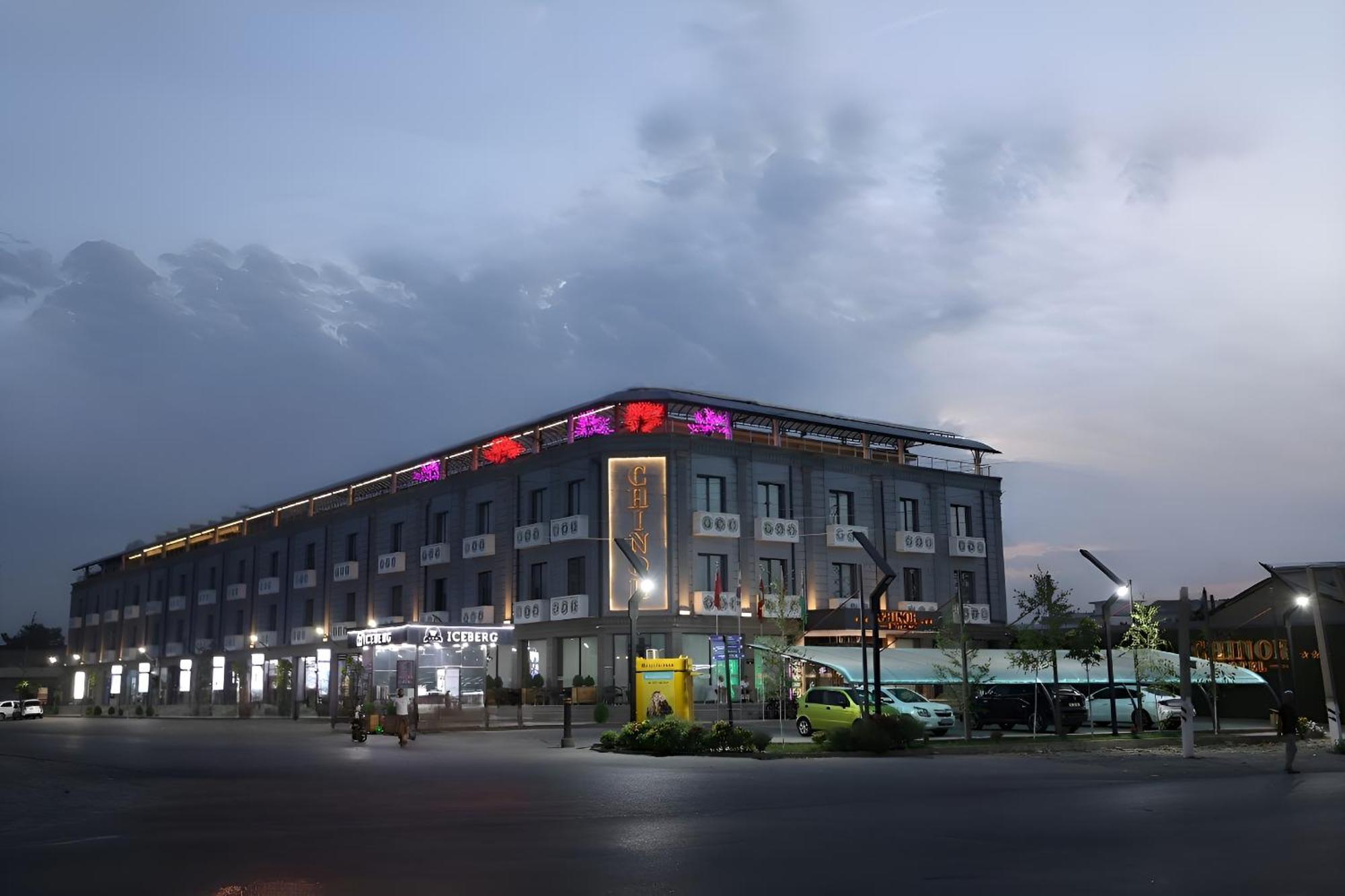 Chlnor Hotel Andijan Esterno foto